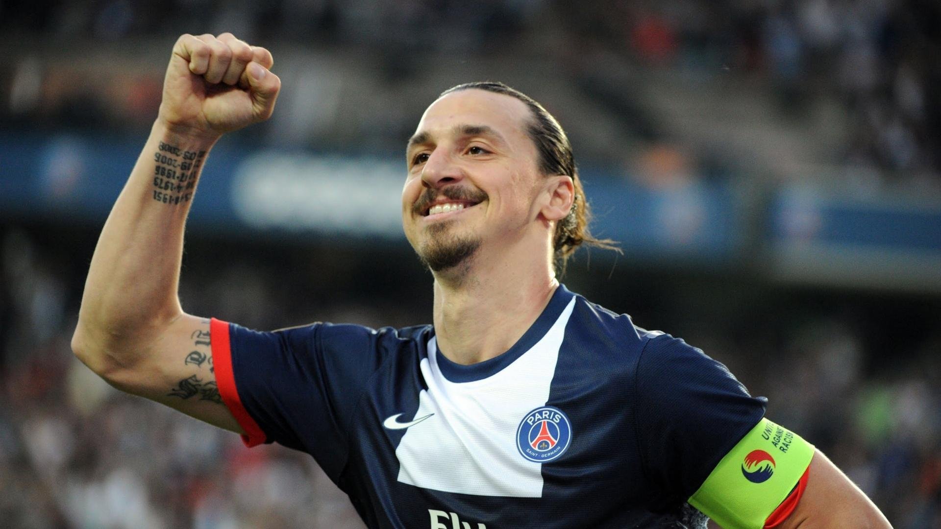 星空娱乐app-比赛关键时刻战术分析，关键时刻联赛